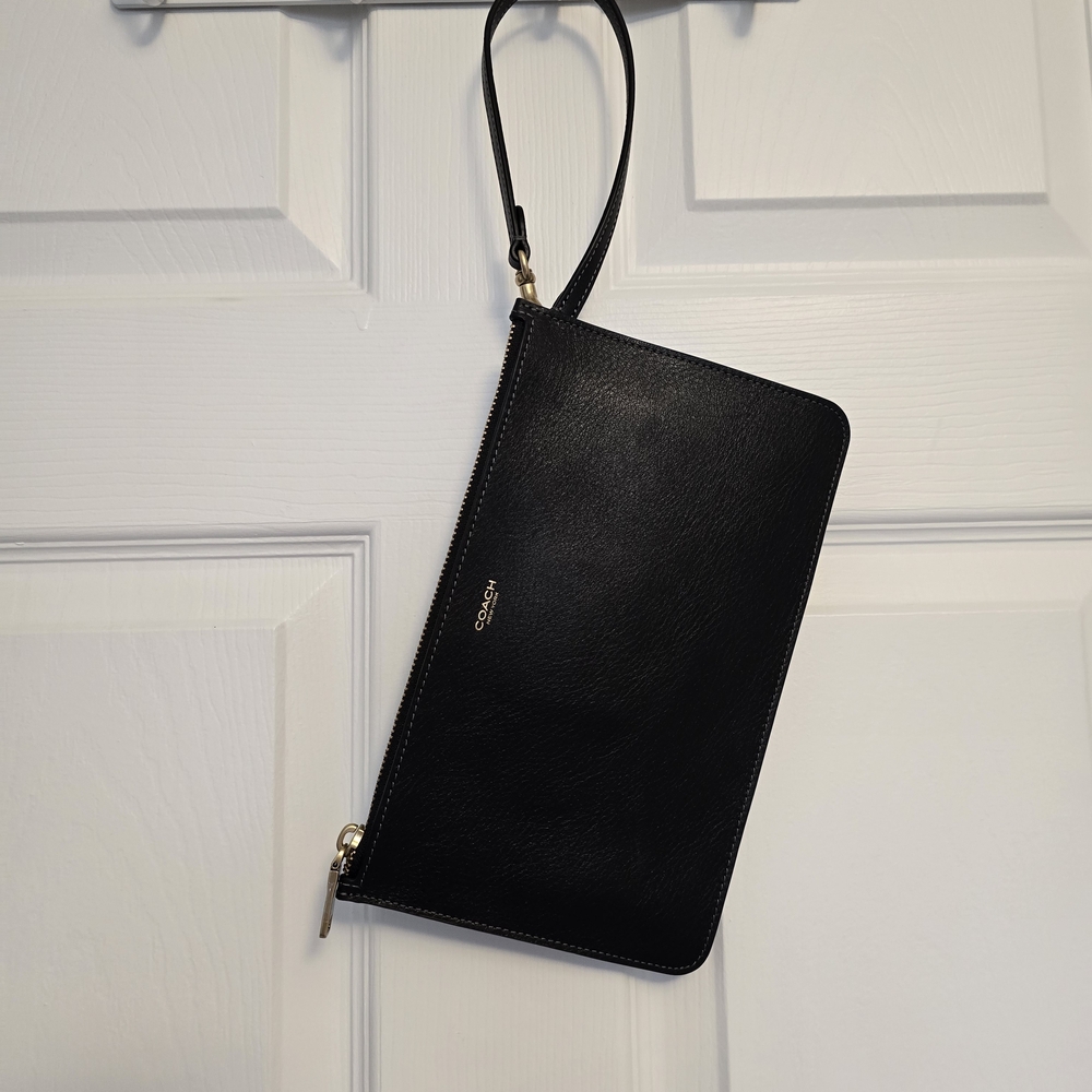 Coach Pouch